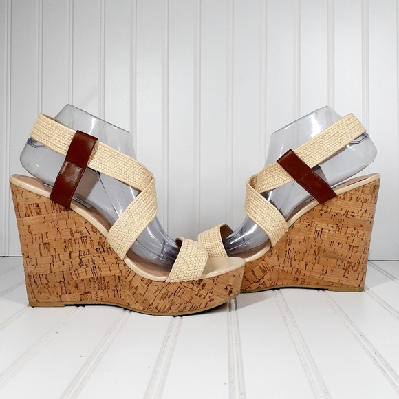 Steve Madden Elika Women Open Toe Synthetic Tan Wedge Sandal - Picture 7 of 14